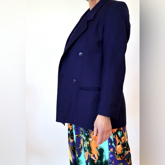 Blazer by ‘White Stag’ - Picture 5 of 10